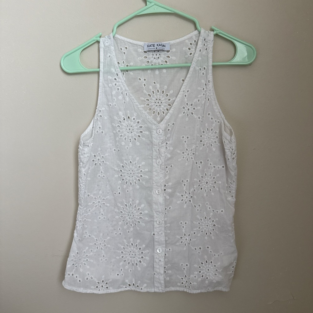 White cut out floral Women's Top